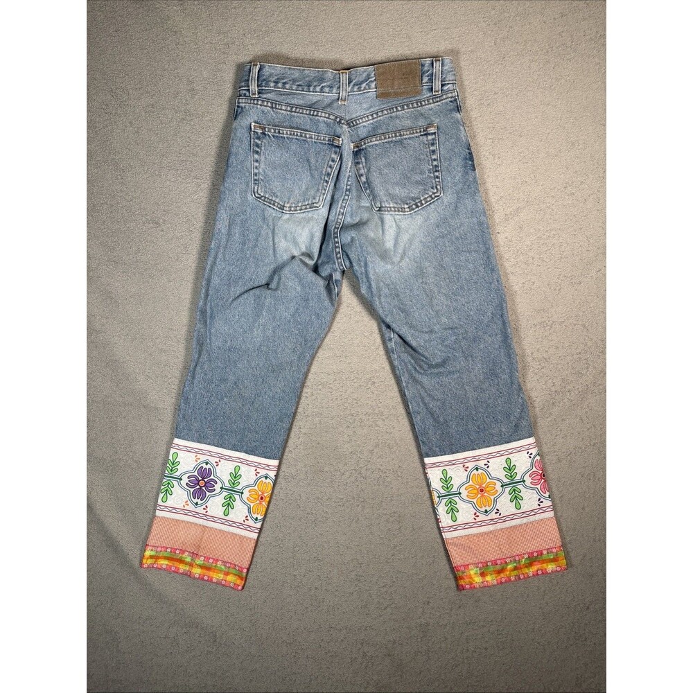 LONDONJEAN Light Wash Cropped Jeans with Multicolor Floral Cuffs - Picture 12 of 13